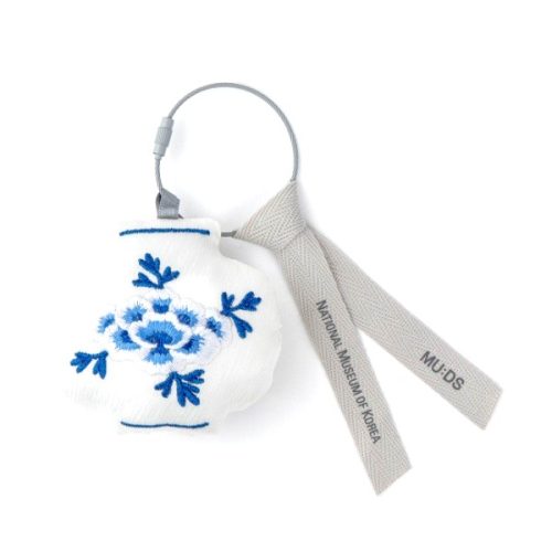 [NMK] White Porcelain Keyring - Peonies - Image 2