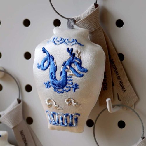 [NMK] White Porcelain Keyring - Blue Dragon - Image 2